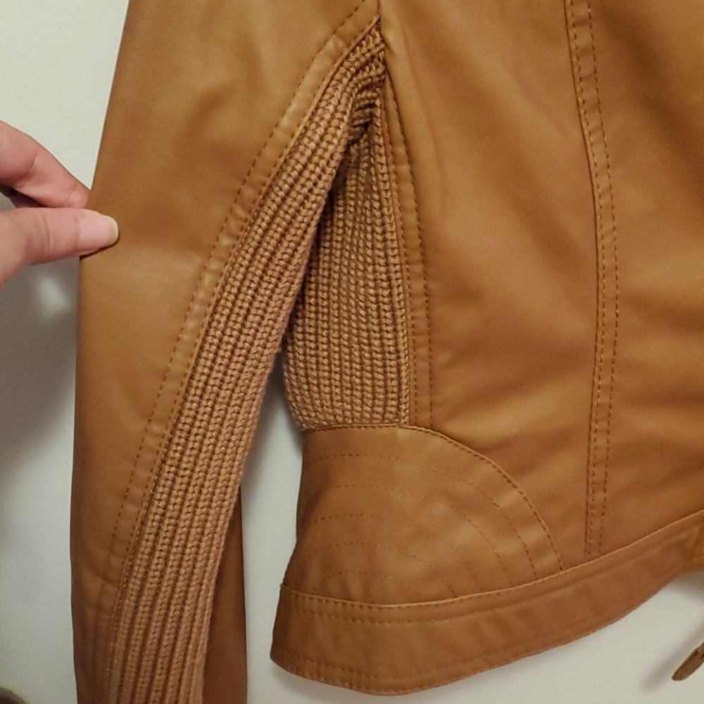 Bomber jacket - Picture 7 of 8